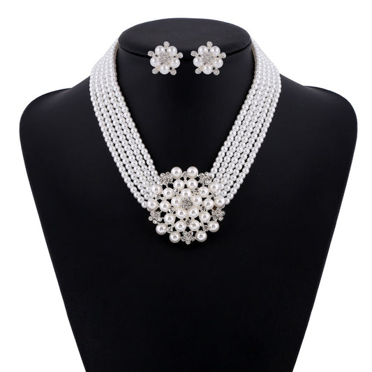 Light Luxury Jewelry with Diamond Inlaid Flower Pearl Set